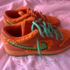 Nike Orange and Green Women's Sneakers